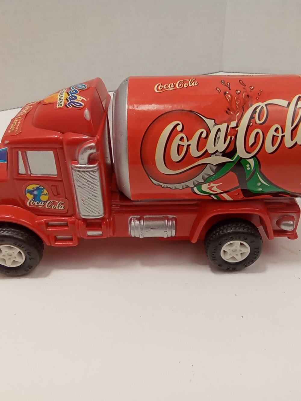 Vintage 1990s Coca-Cola Soda Can Semi Tanker Truck Toy